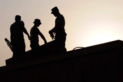 workers-659885