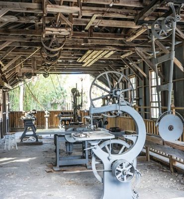 work-shop-617174_640 ATELIER BOIS